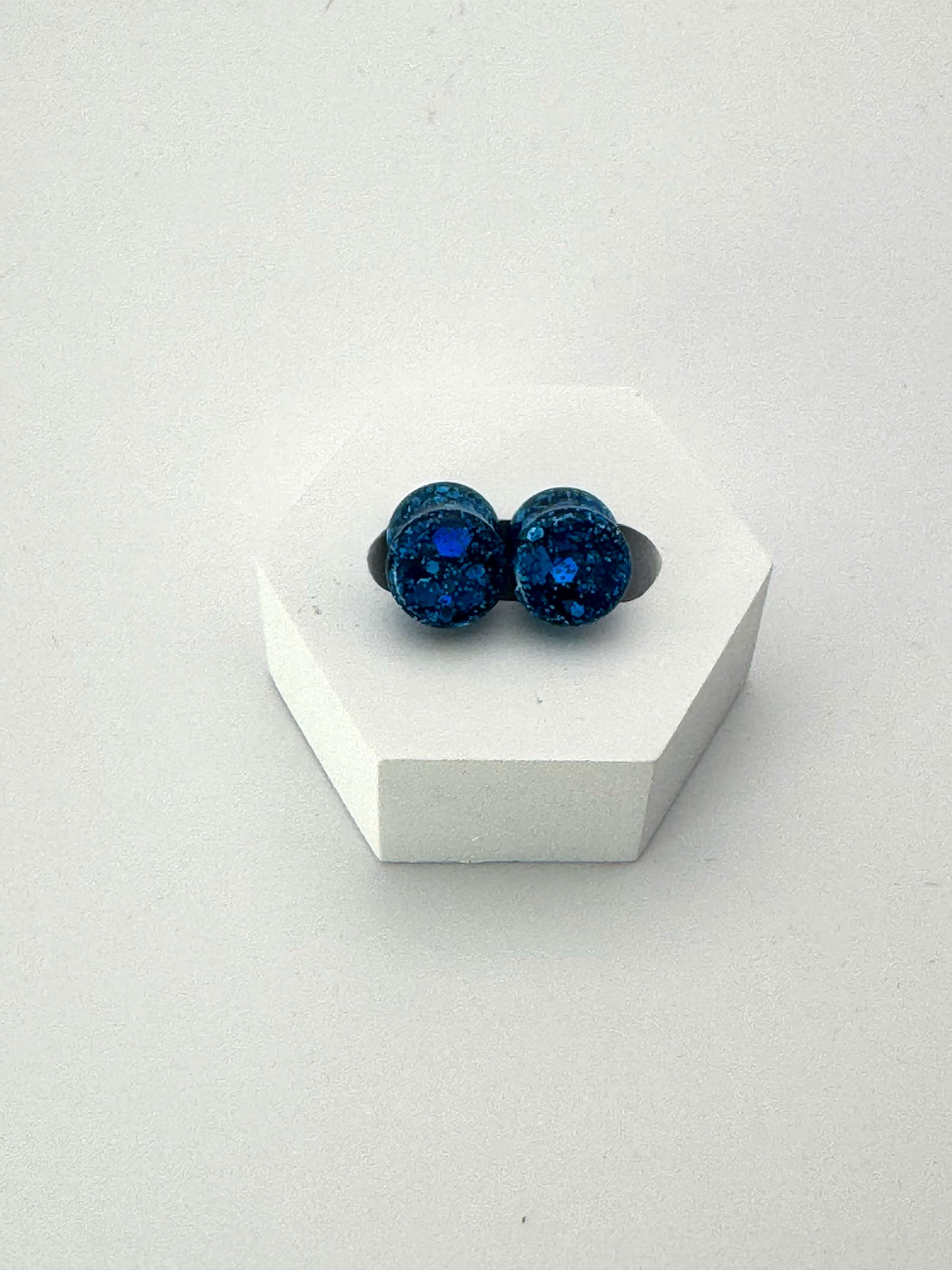 8mm Round Gauges