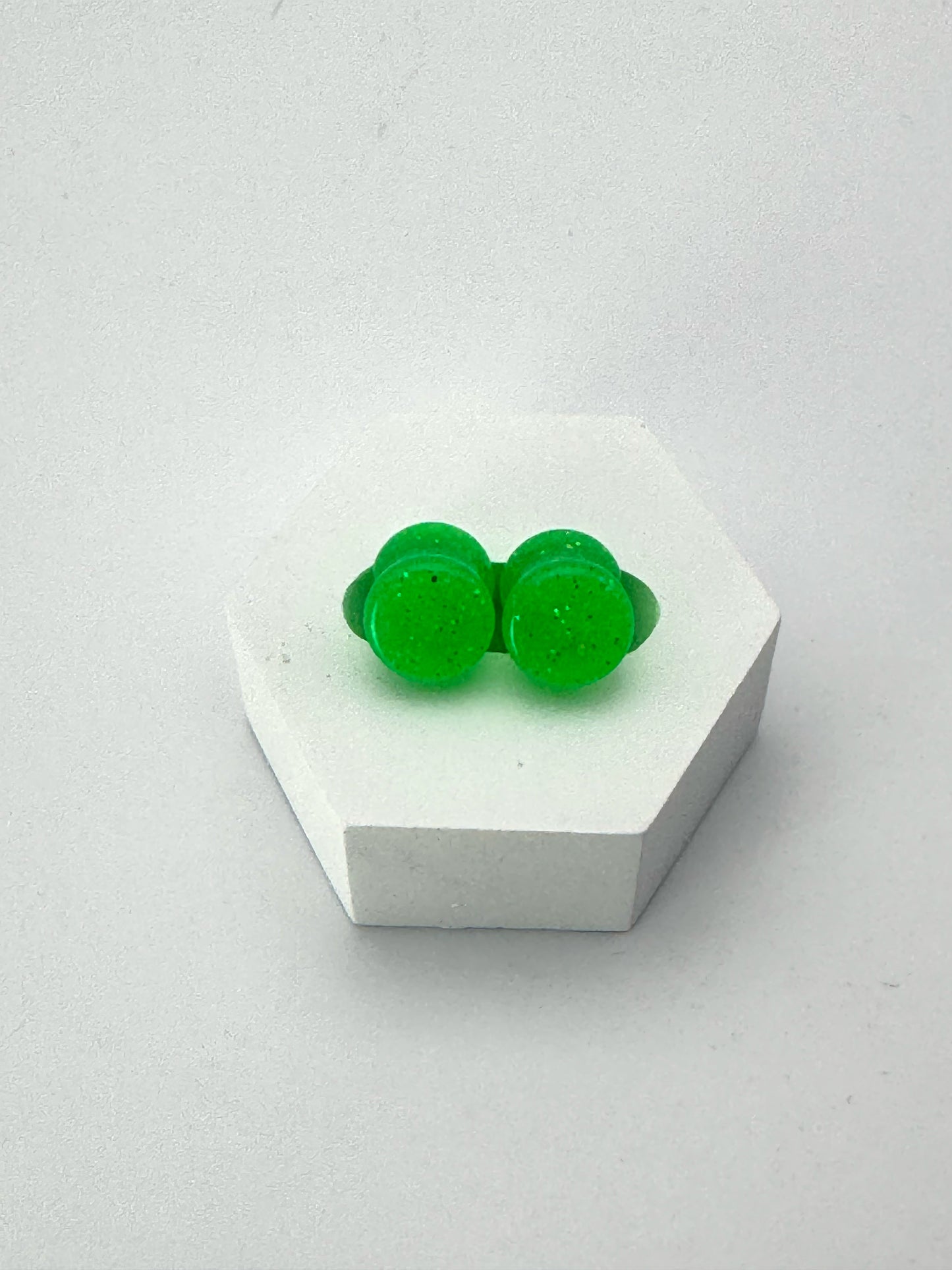 8mm Round Gauges